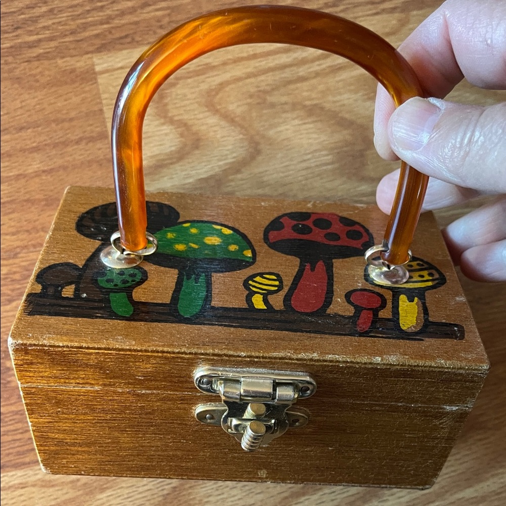 Rare Vintage 60’s Groovy Mushroom Box Purse by Gary Gail’s